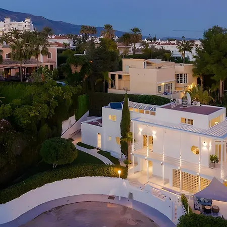 Casa Blanca Villa